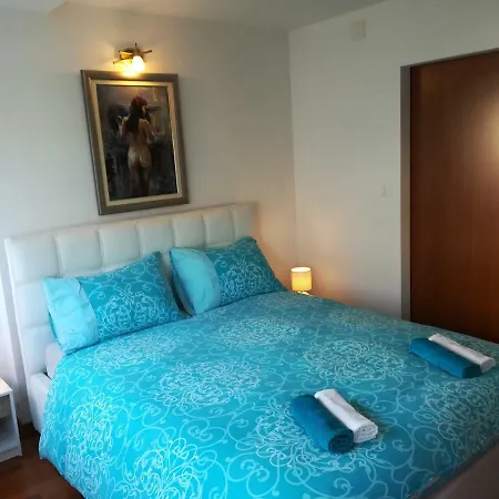 For 3 Persons Fra Bonina Street Apartment *
